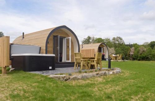 Llanfyllin House | Cain Pod Vip