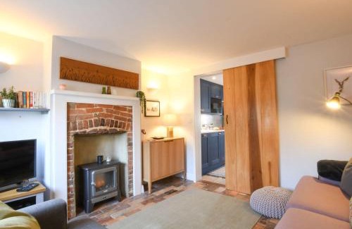 Westleton House | Caines Cottage