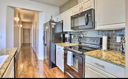 Meridian House | Cajun King Townhome, Village - 3 En-suite Bedrooms