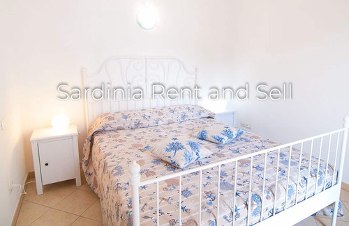 Cala Sinzias Villa | Cala Sinzias, house Stella, 4 sleeps, 500 meters from the beach, air c.