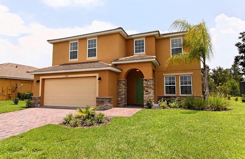 Calabria House | ⛱ Calabria at Westside – Just Mins to Disney and 192 Area - South Facing Pool ☀