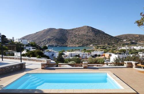Galissas Apartment | Caldera Suites "Φάρος"