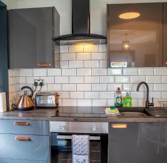 Inverness Apartment | Caledonian Canal Studio