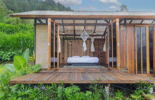 Kedisan Villa | Calidas Hill