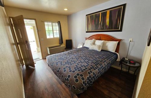 Calexico Hotel | California Suites Motel