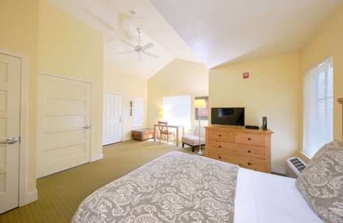 Calistoga Hotel | Calistoga Inn Restaurant and Brewery