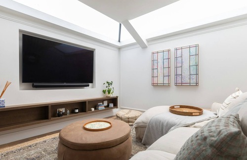 Campden Apartment | Callcott Street III by onefinestay