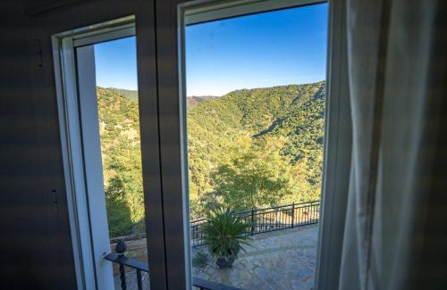 Jubrique Apartment | Calle Cruz
