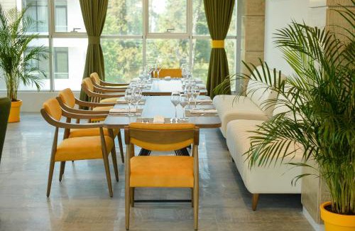 Mtsvane Kontskhi Hotel | Calligraphy Hotel and Cottages