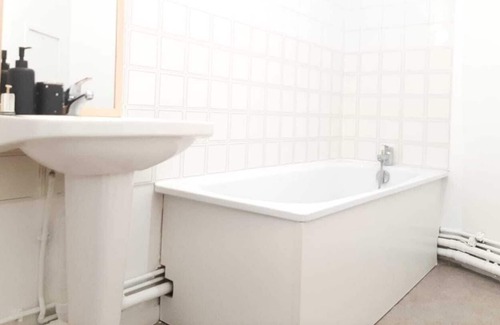 Limay Apartment | Calm,cool, peaceful and natural centric appartment in a small and amazing LIMAY