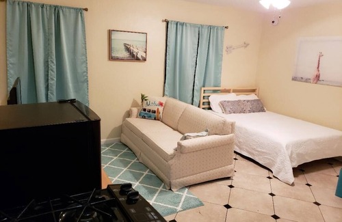 Harbor Apartment | Calm Oasis
