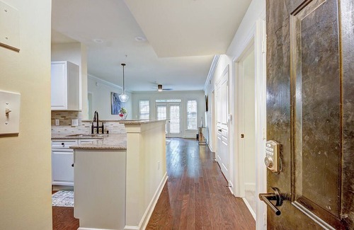 Atlanta Apartment | Calm peaceful getaway