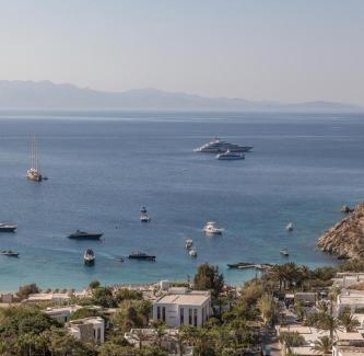 Psarou Apartment | Calma Suites Mykonos