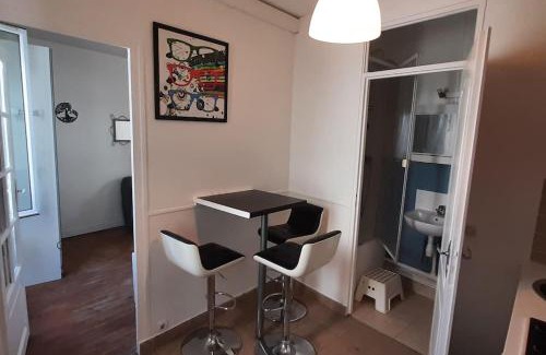 Republique–Point-du-Jour Apartment | Calme, proche de Paris/parc des princes