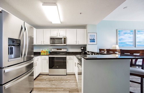Panama City Beach Condo | Calypso 1-1405 Beachfront Master Beautifully Updated w/Beach Chair Service!