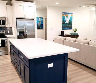 Crystal Beach House | Calypso Cove-3bd 2b-Sleeps up to 12