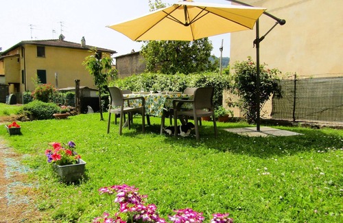 Camaiore House | Camaiore - Apartment with private garden near the center.
