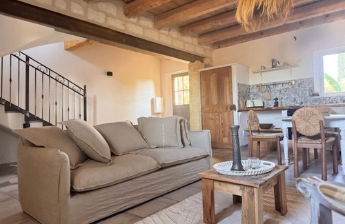 Gallician Other | Camargue, authentic and refined charm