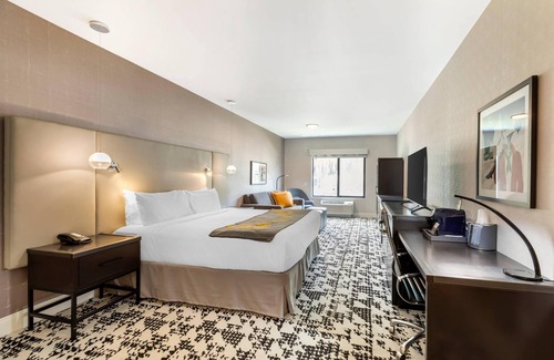 Copper Mountain Village Hotel | Cambria Hotel Copper Mountain