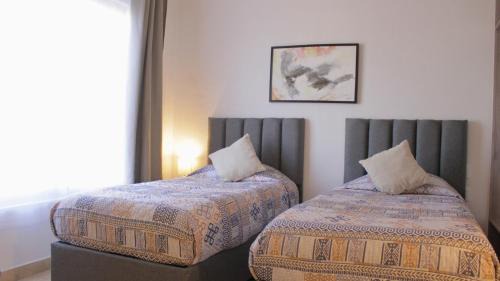 San Miguel de Allende Hotel | Camino de Olivos - Desayuno Incluido, Amplio Estacionamiento y AC