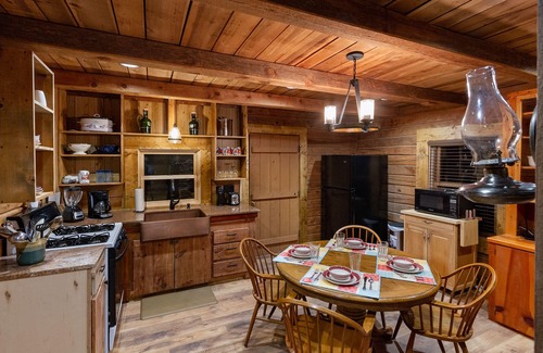 Cherokee Cabin | Camp Brannum is Your Smoky Mountain base camp less than 5 minutes from the National Park entrance