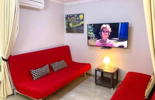 Collblanc y La Torrassa Apartment | Camp Nou, Europa Fira - modern two-bedroom apartment with heating