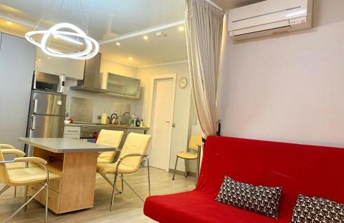 Collblanc y La Torrassa Apartment | Camp Nou, Europa Fira - modern two-bedroom apartment with heating