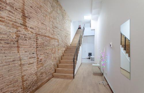 Collblanc y La Torrassa Apartment | CAMP NOU & FiRA BUSINESS LOFTS