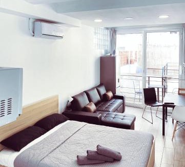 Collblanc y La Torrassa Apartment | CAMP NOU & FiRA BUSINESS LOFTS