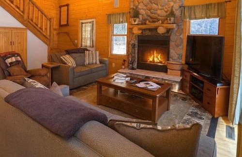 Minocqua House | Camp Pinemere - Large Northwoods Private Home