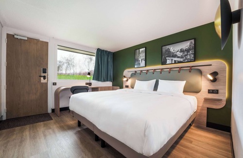 Saint-Francois d'Assise Hotel | Campanile NATURE - Besançon Ouest Chateaufarine