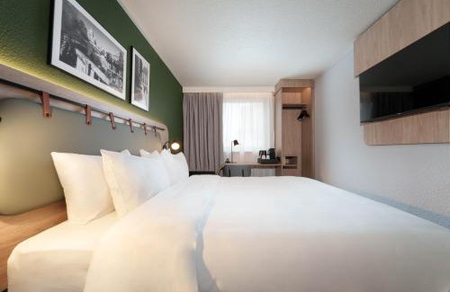 Quartier de la Boule - Champs-Pierreux Hotel | Campanile Paris Ouest - Nanterre - La Défense