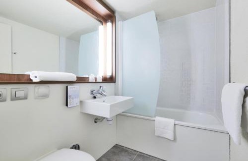 Six-Fours-les-Plages Hotel | Campanile Toulon - La Seyne sur Mer - Sanary