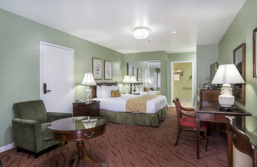 Campbell Hotel | Campbell Inn