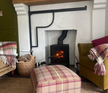 Armagh House | Campbell's Cottage