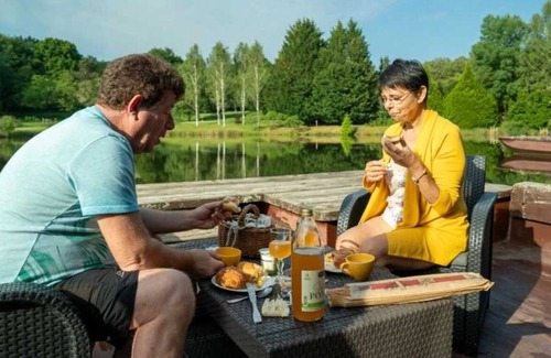 Chamberet House | Camping 3 étoiles - Piscine - eececf