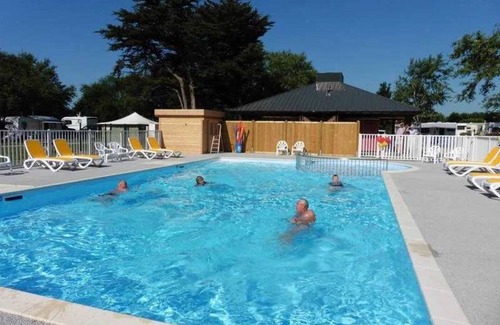 Guerande House | Camping 3 étoiles - Piscine - eecbaf