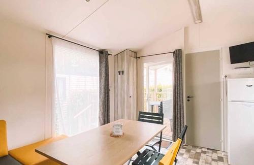 Surgeres House | Camping 3 étoiles - Piscine - ccbbbef