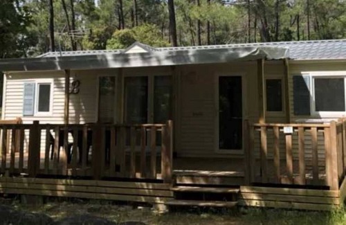Bollene House | Camping 3 étoiles - Piscine - eehcic