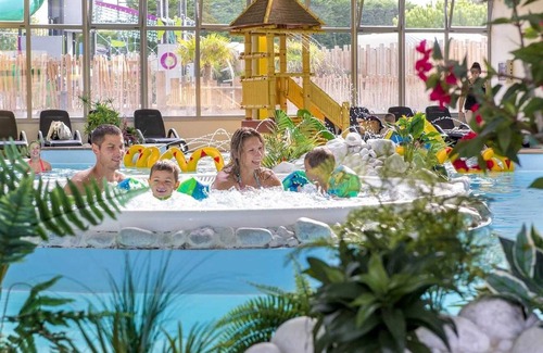 Chateau-d'Olonne House | Camping 5 étoiles - Parc aquatique - eeiacb
