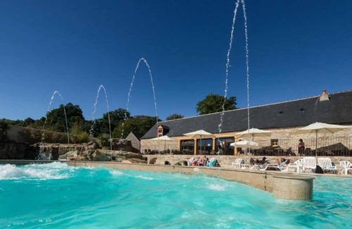 Quimper House | Camping 5 étoiles - Parc aquatique - eebidb