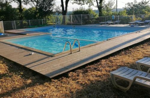 Saint-Aubin-de-Nabirat Other | Camping au calme