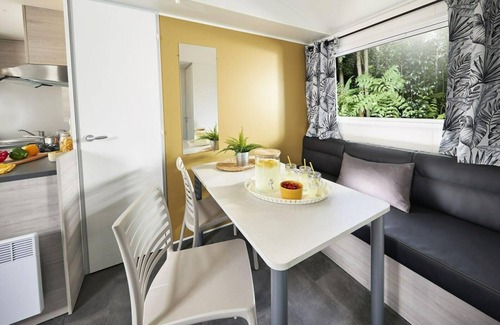 Meze House | Camping Beau Rivage* - Mobile home Family Luxury Premium 3 rooms 4 people Air-conditioned with Jacuzzi