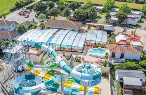 Tharon-Plage House | Camping - Parc aquatique - ccagehe