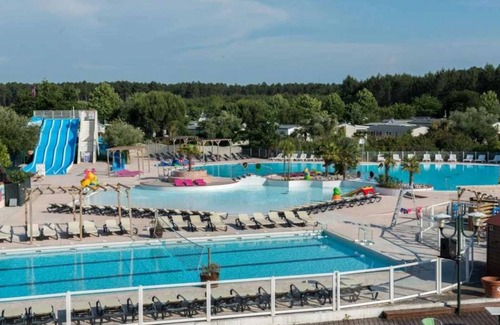 Gastes House | Camping - Funpass inclus - Piscine - ccaeg0d
