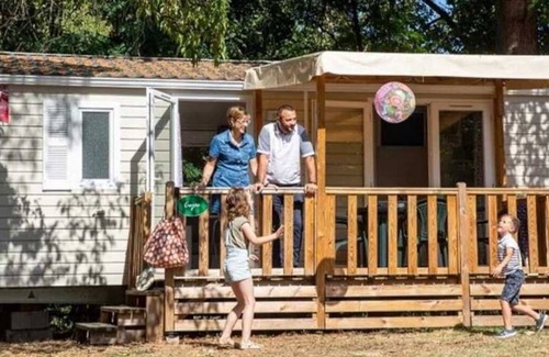 Pont-Aven House | Camping - Funpass inclus - Piscine - ccaefhd