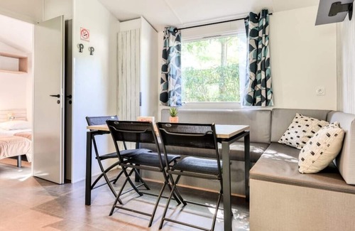Elne House | Camping Le Florida **** - Maeva Camping - Mobile Home Maxi Family 4 Rooms 6 Pers Air-conditioned