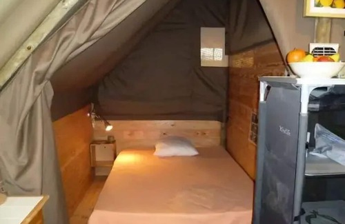 Marcillac-Saint-Quentin House | Camping Le Pont de Mazerat **** - La Cabane Toilée: Camping in half tent, half cabin accommodation! 5 people