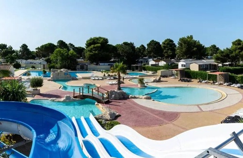 Vendres Ski Chalet | Camping Les Mûriers * - Luxury Chalet 3 Rooms 4 People Air Conditioned + TV