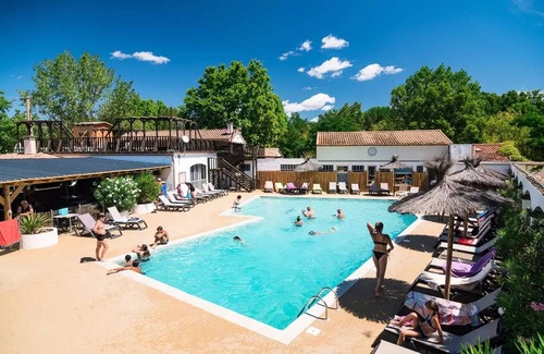 Canet Ski Chalet | Camping maeva Club Les Rivières * - Luxury Premium 3-Room Chalet for 5 People with Air Conditioning + TV